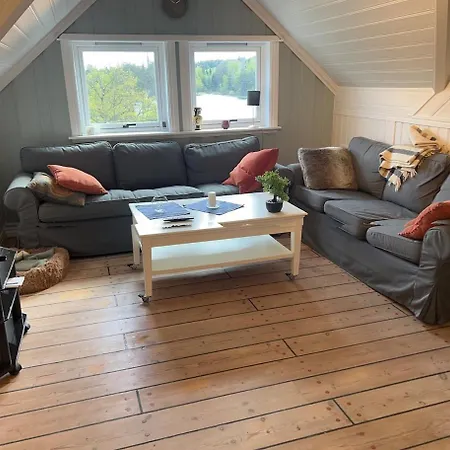 Loft By Water Lake, Central, 5 Min From E6 Leilighet *