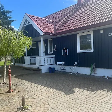 Loft By Water Lake, Central, 5 Min From E6