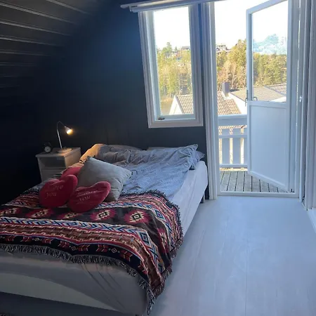 Loft By Water Lake, Central, 5 Min From E6 Leilighet Moss