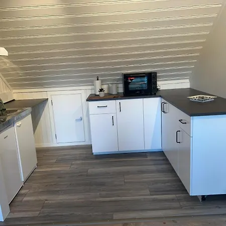 شقة Loft By Water Lake, Central, 5 Min From E6