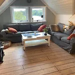 Loft By Water Lake, Central, 5 Min From E6 Appartement *