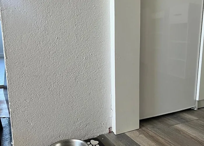 Apartmán Loft By Water Lake, Central, 5 Min From E6
